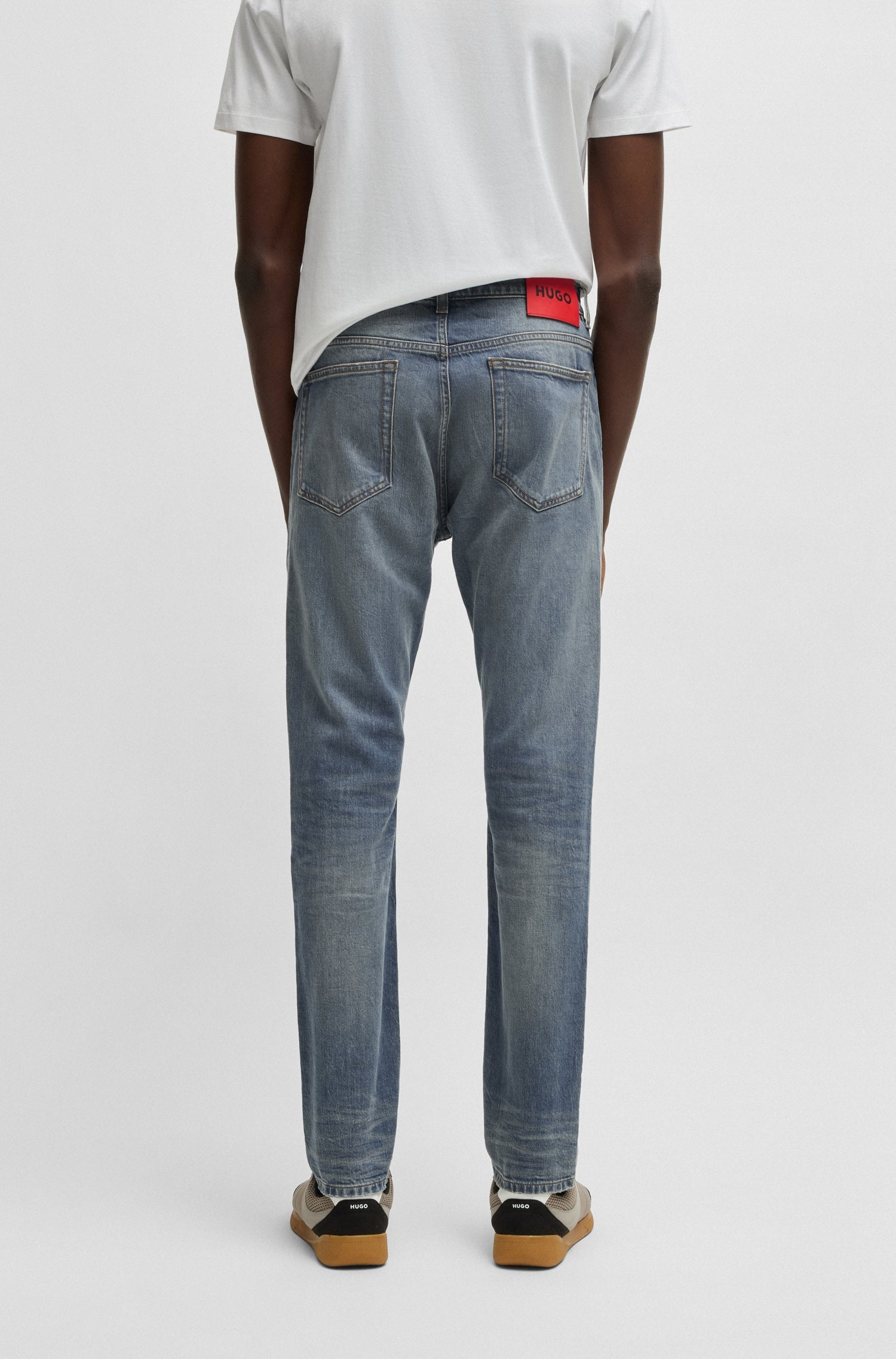 MEDIUM BLUE // JEANS HUGO 708
