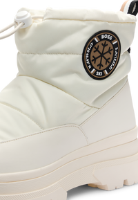 OPEN WHITE // BOOTS FOSTER_HALB_MNYP_SKI
