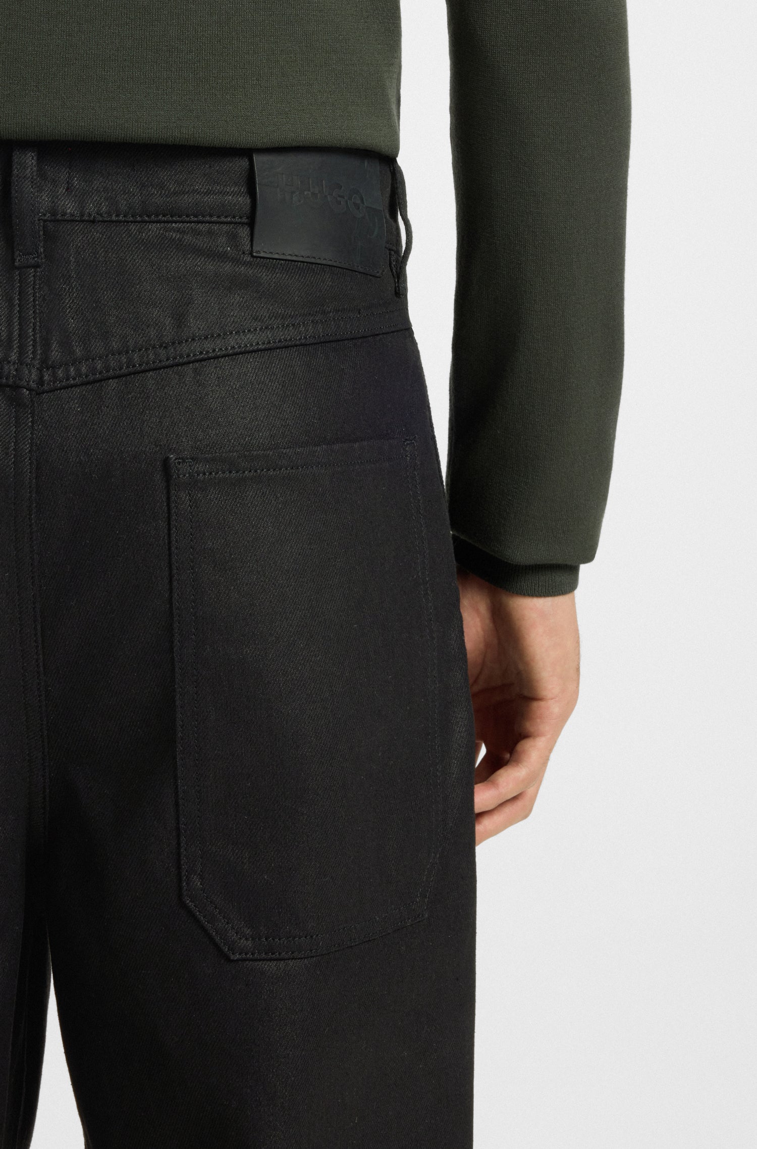 BLACK // JEANS HUGO 245