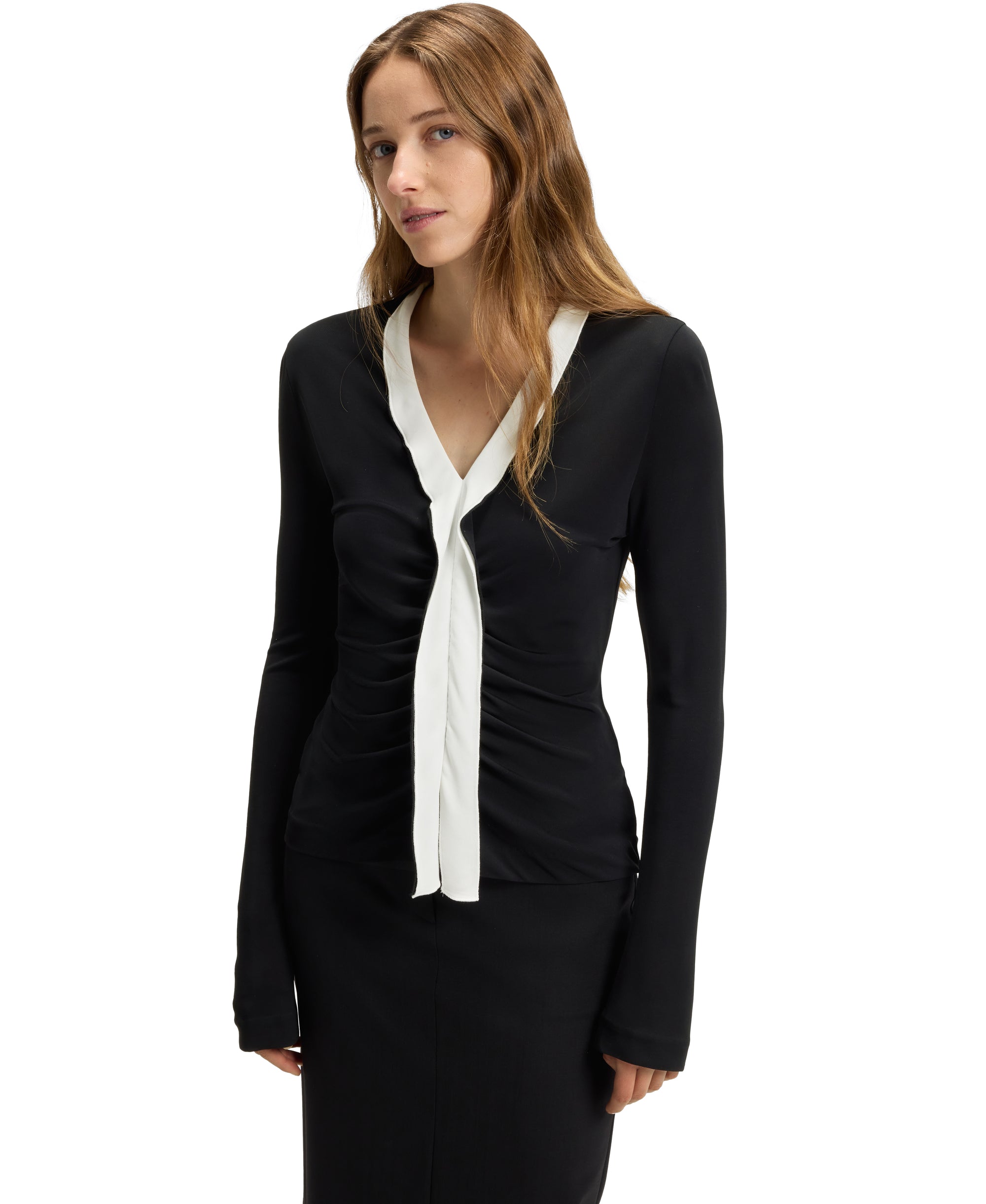 BLACK // CASUAL TOPS ELANTERA