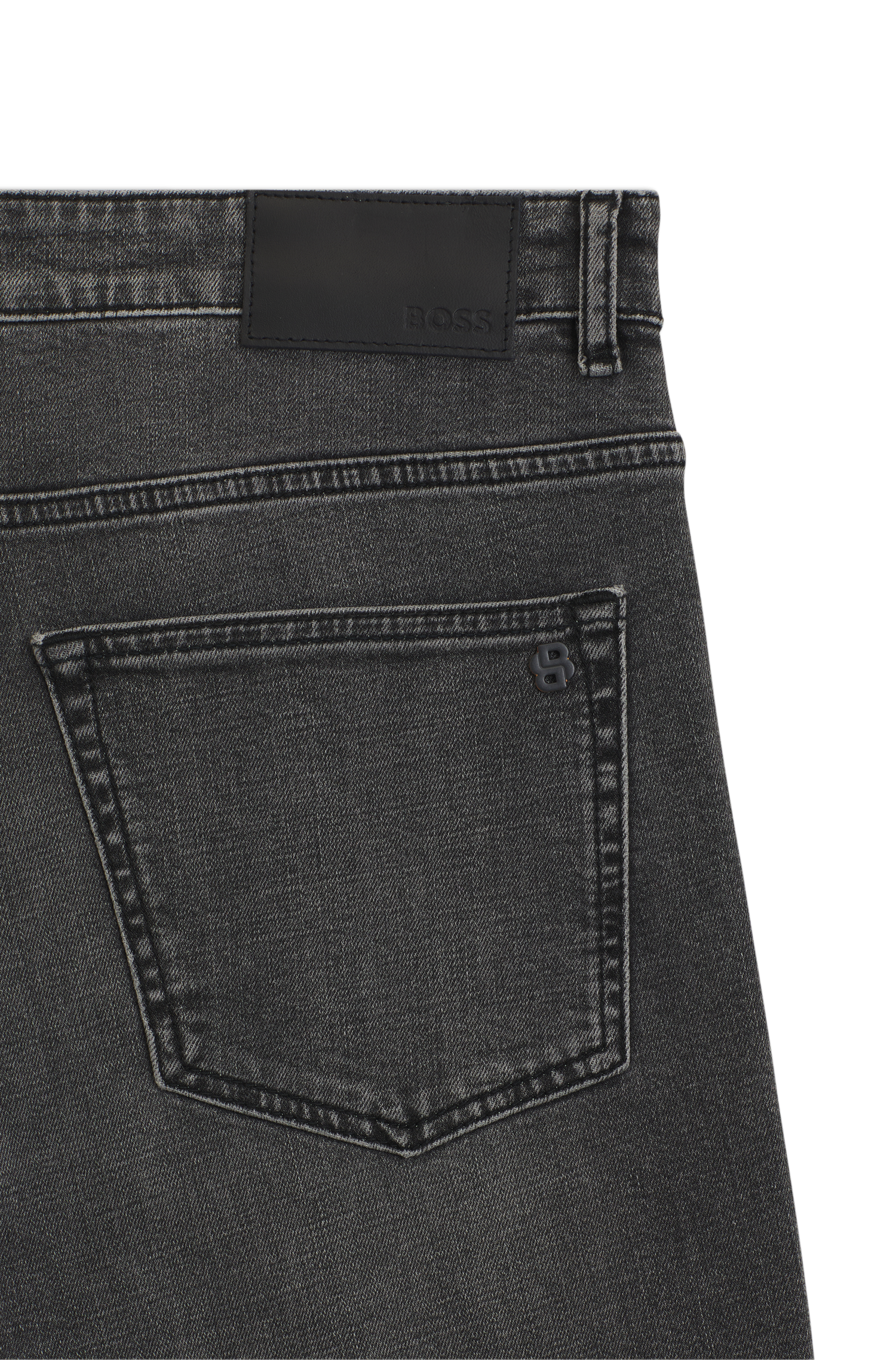 REF ADD // DARK RED // SWEATERS SWART