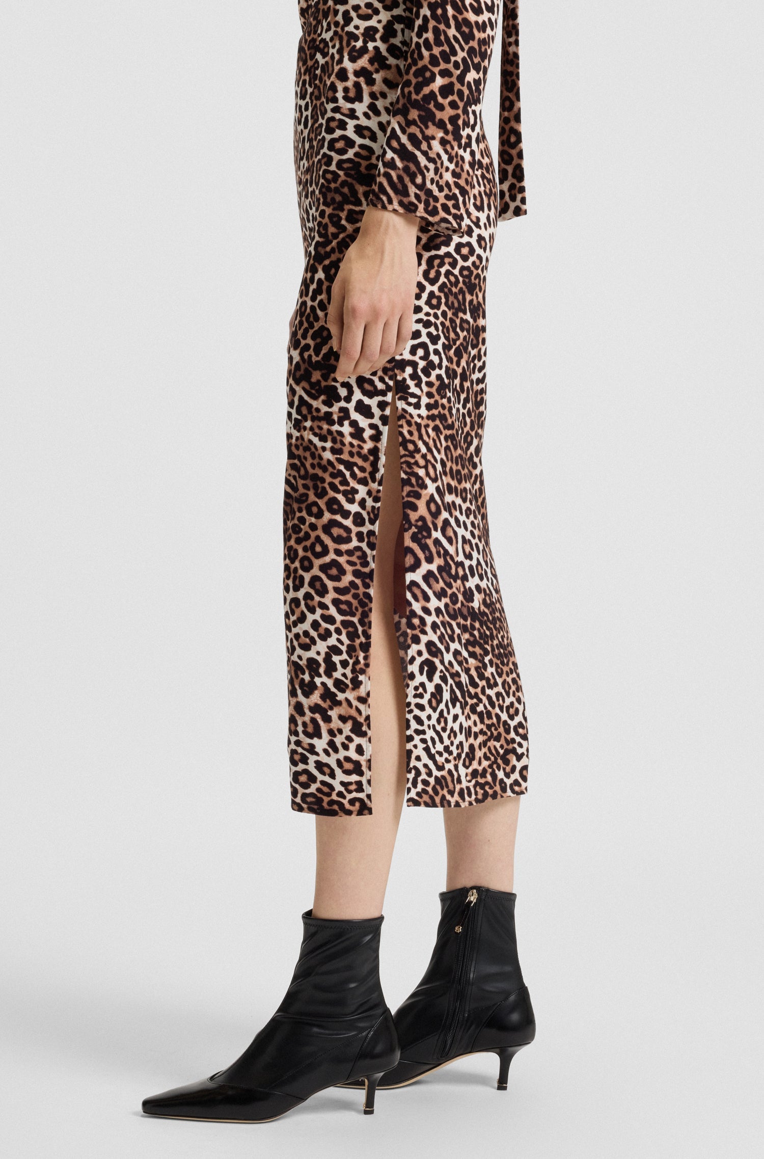 OPEN MISCELLANEOUS // BUSINESS DRESSES KUNERA-1