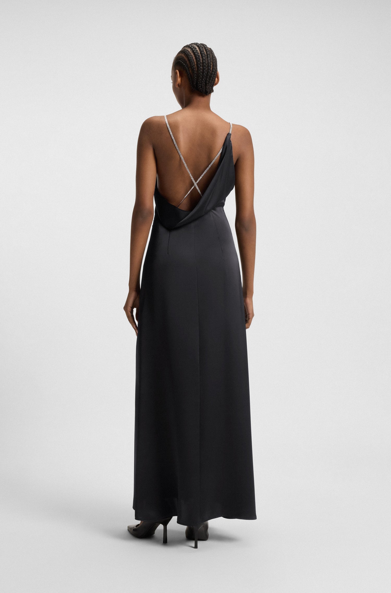 REF ADD // BLACK // JERSEY DRESSES NELINDI