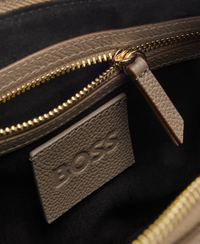 OPEN BROWN // CROSSBODY BAGS BOSS BEYOND HALFMOON