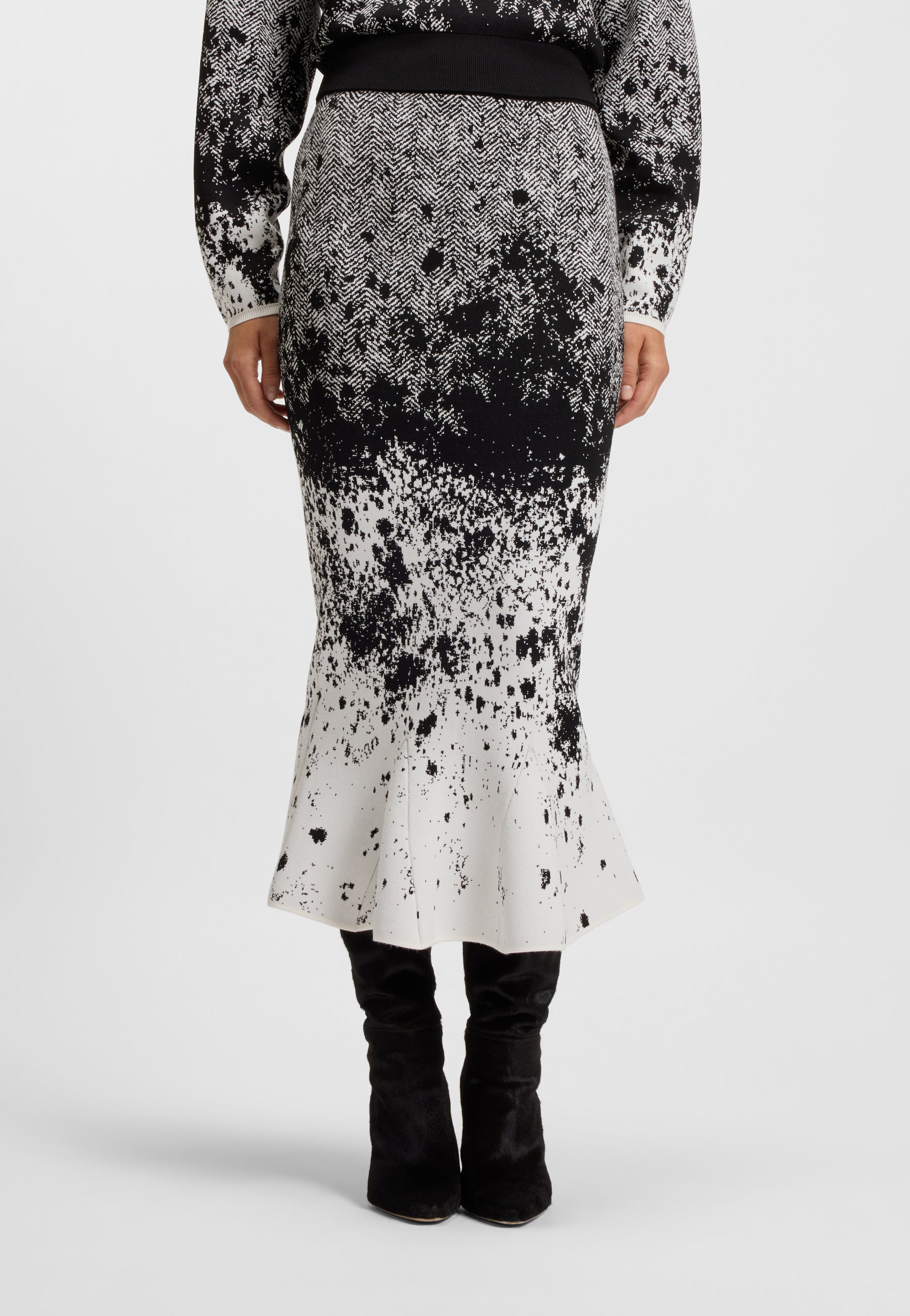 OPEN MISCELLANEOUS // CASUAL SKIRTS FUGLIANA