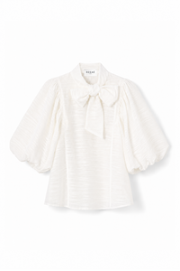 Le Claude Organza Texture Meringue