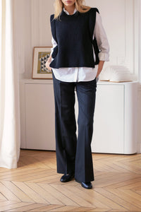 Le Travolta Sleeveless Sweater - Black