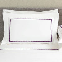 AFFINITY EMBROIDERY / TAIE D'OREILLER