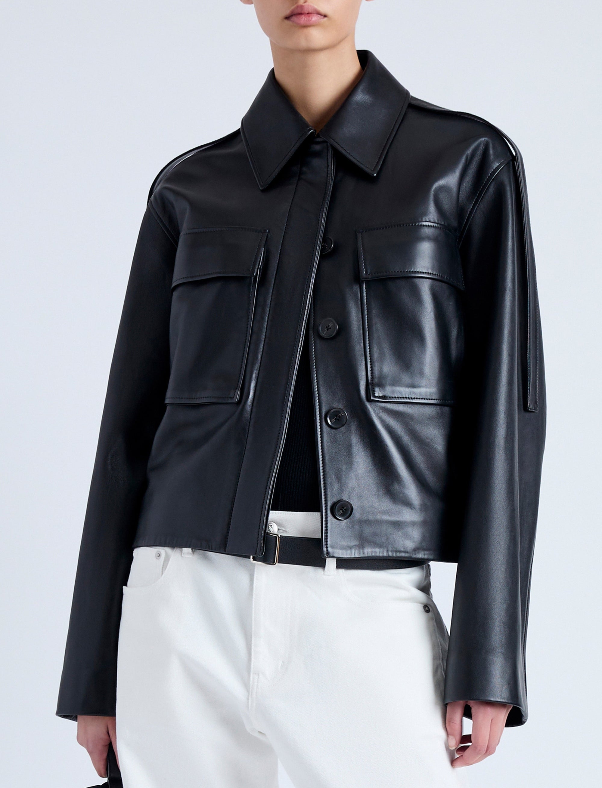 Veste courte à poches en cuir - Black