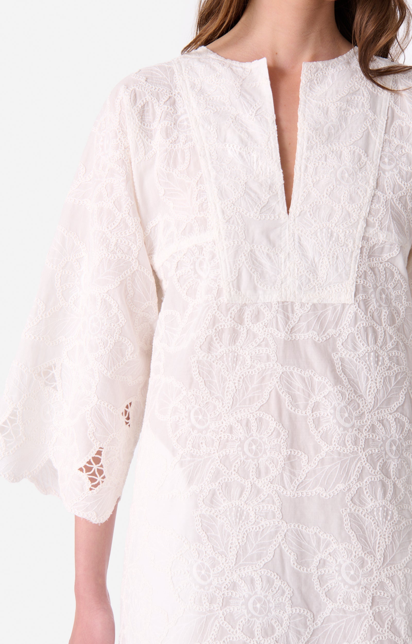Robe courte en dentelle - Blanc
