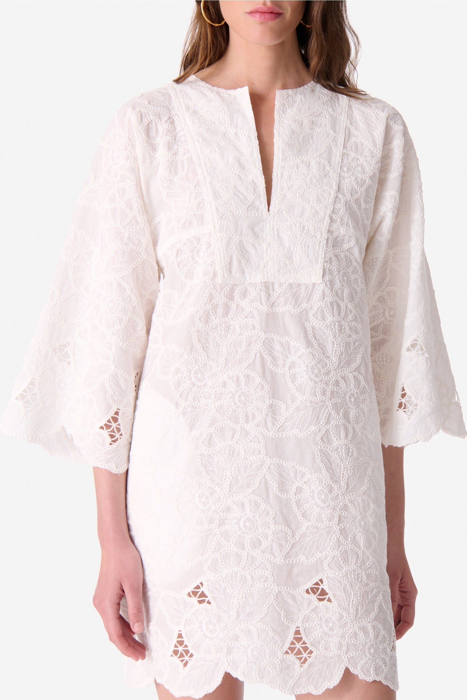 Robe courte en dentelle - Blanc