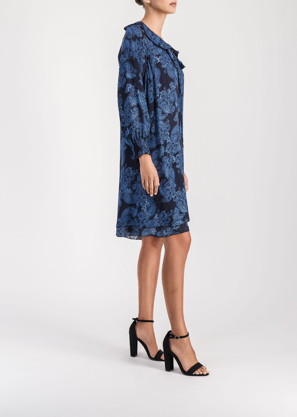 Silk dress with ruffled detailing - Blue