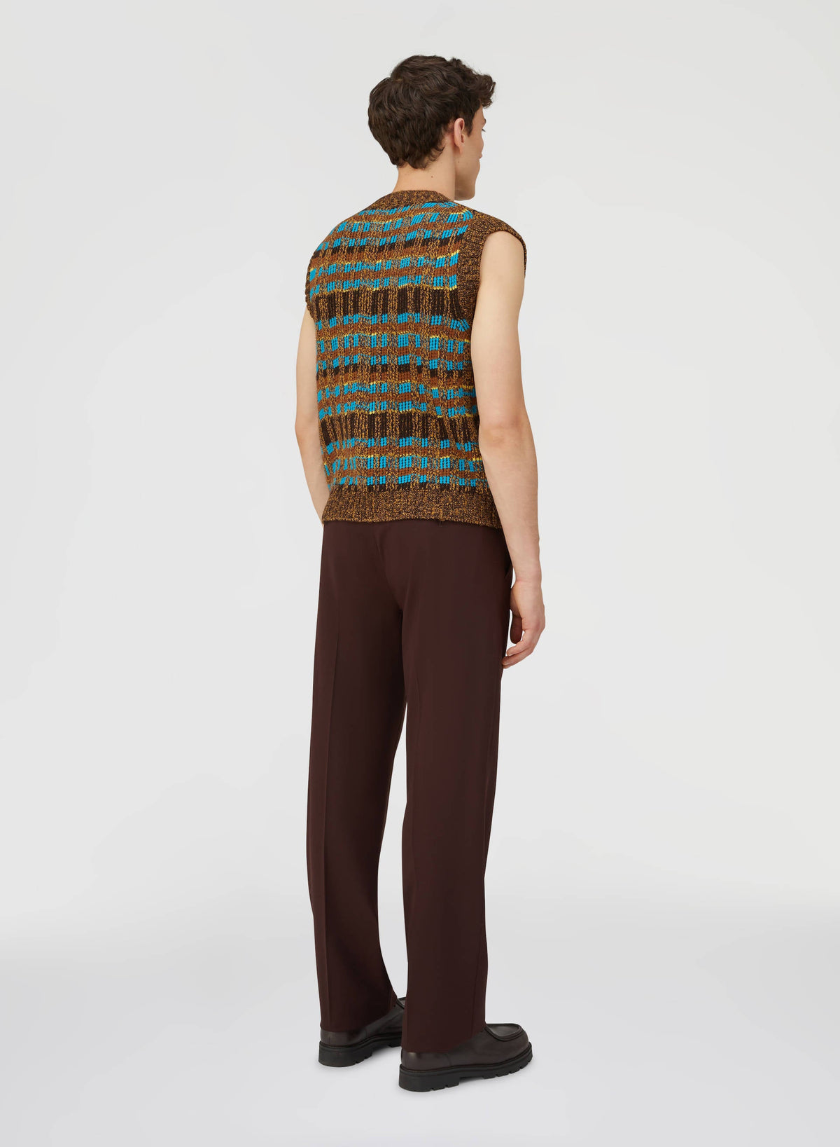 CHOCOLATE AND TURQUOISE JACQUARD WEAVED VNECK VEST