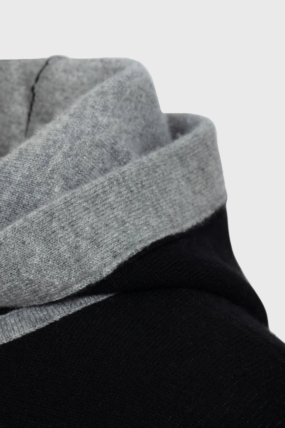 Sweat à capuche unisexe Driss en cachemire réversible - Gris Clair & Noir