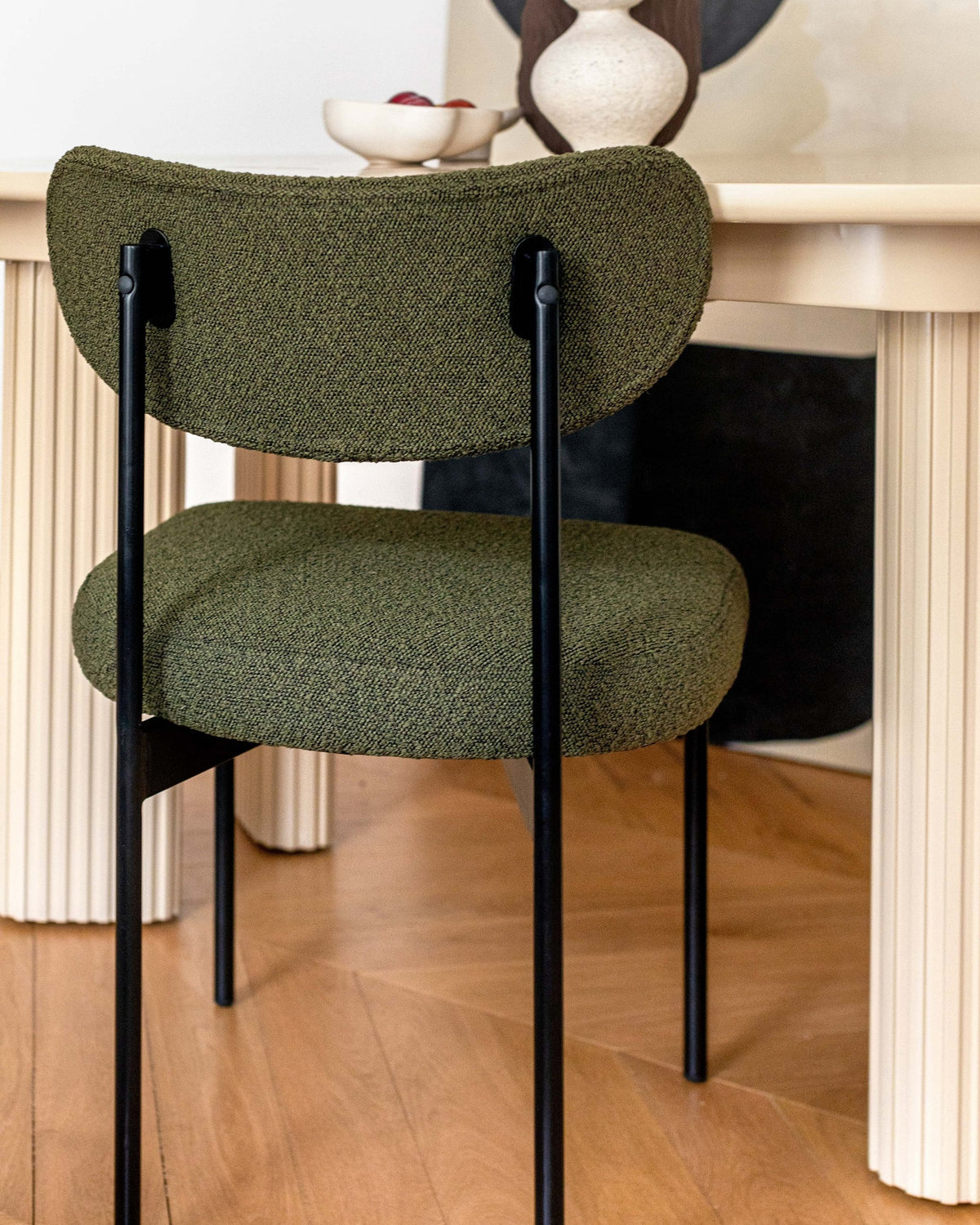 Chaise Jasper en tissu bouclé - Vert kaki