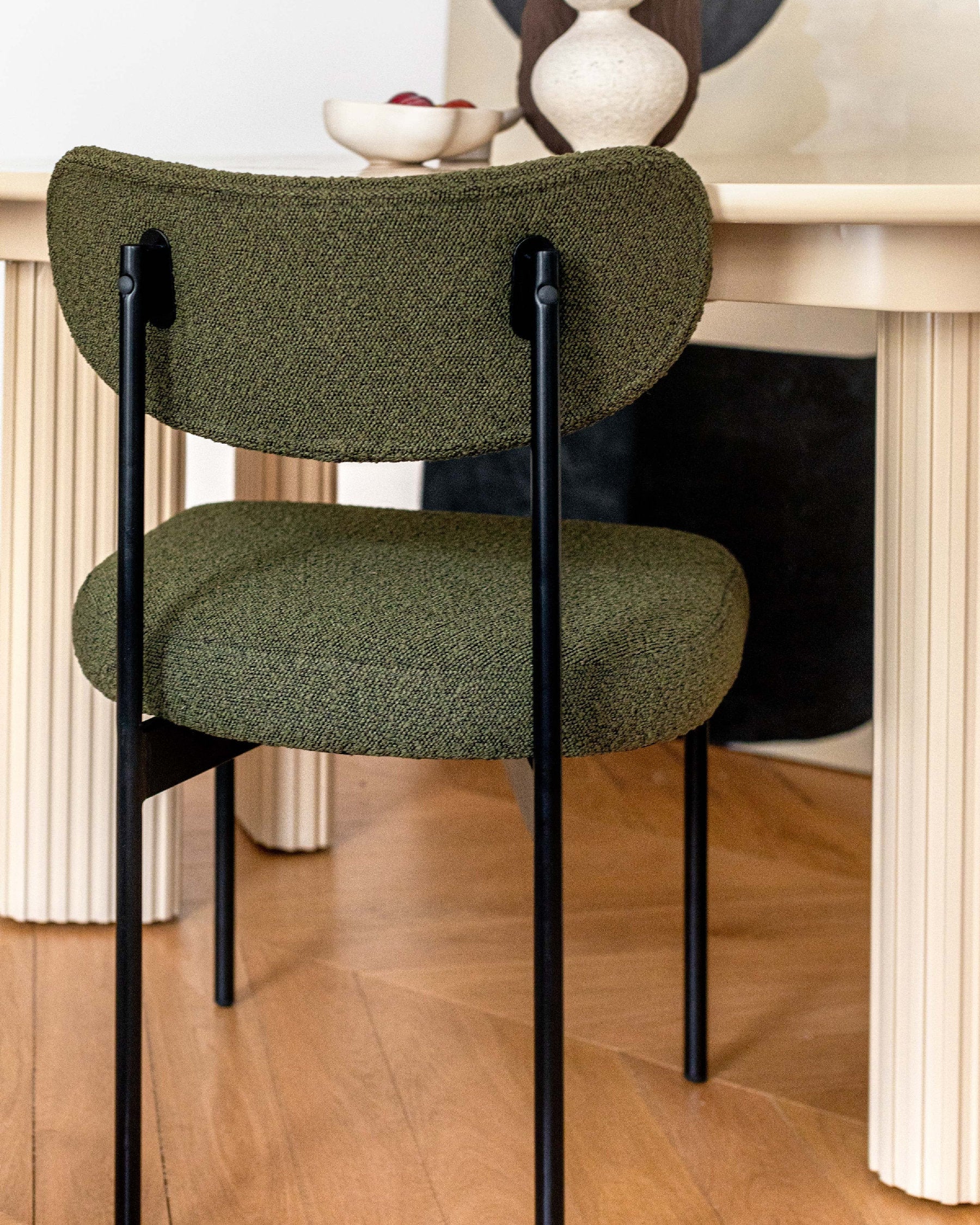 Chaise Jasper en tissu bouclé - Vert kaki