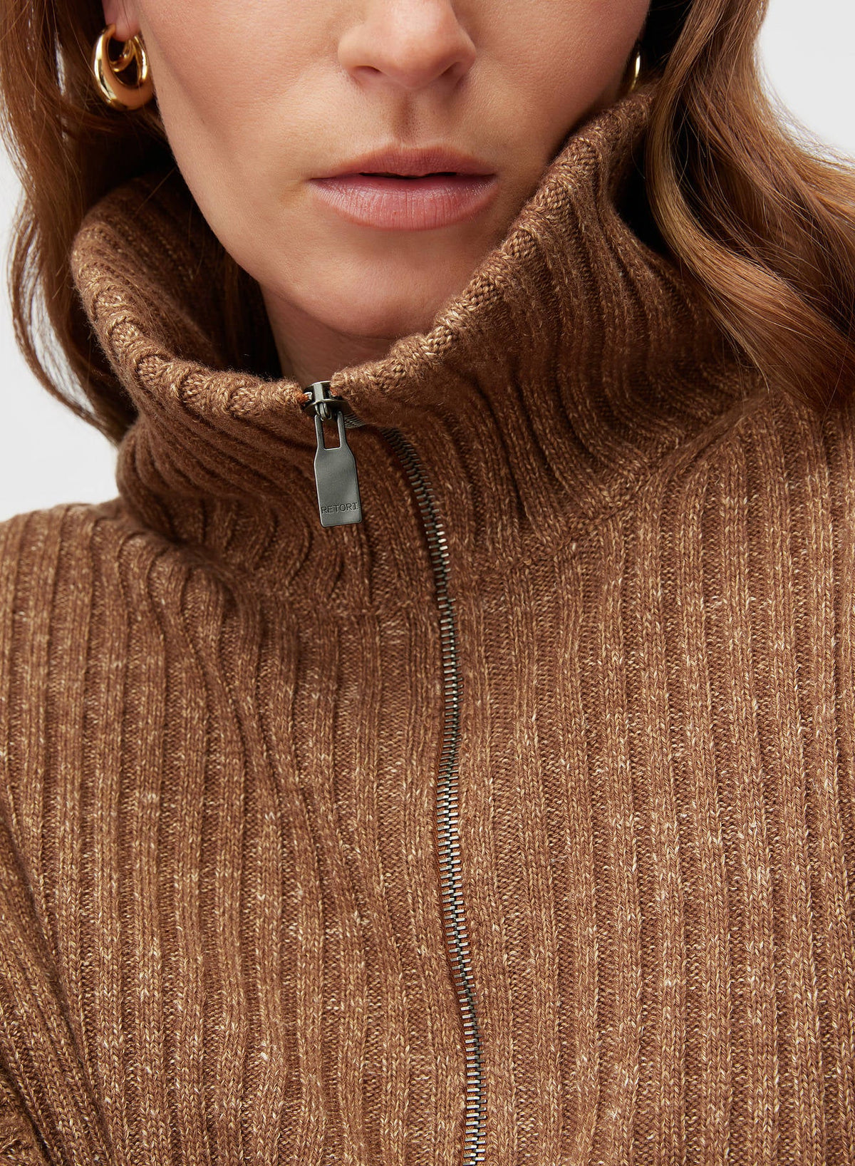 CLAY RIBBED ZIP UP MOCK NECK