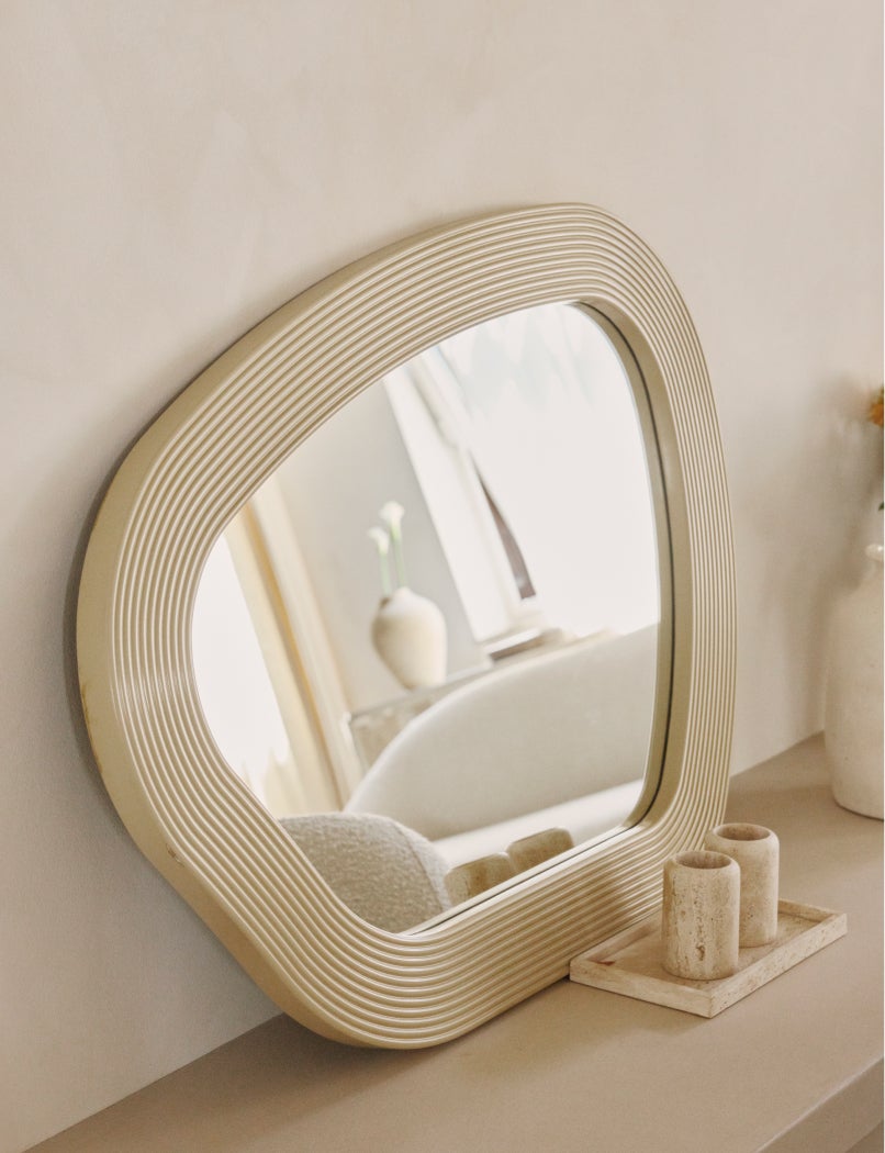 Miroir design organique Georgy en bois - Beige