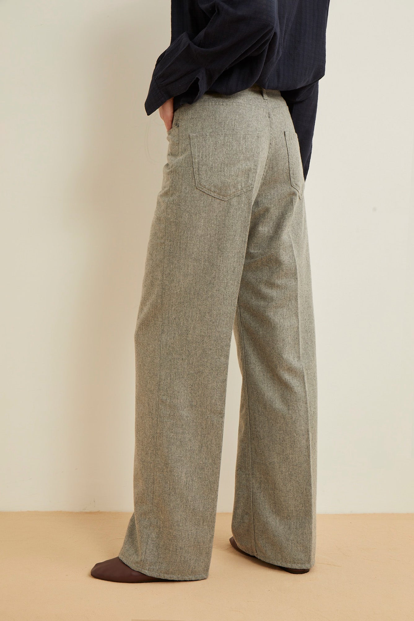 Jean Enca Gris coupe évasée et taille haute en laine - Grey