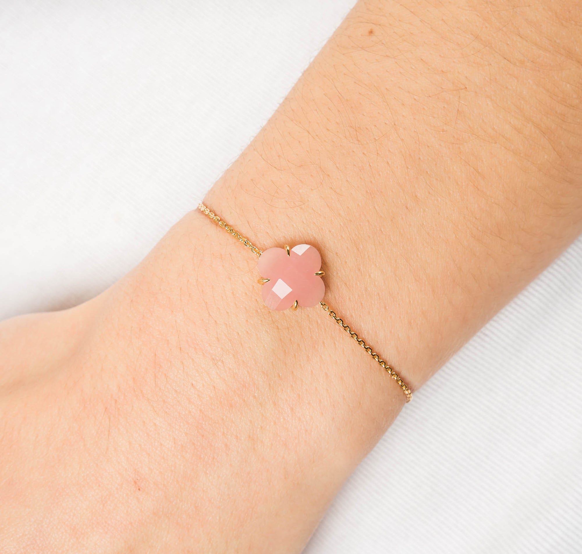 Victoria Bracelet in Yellow Gold & Quartz - Pink