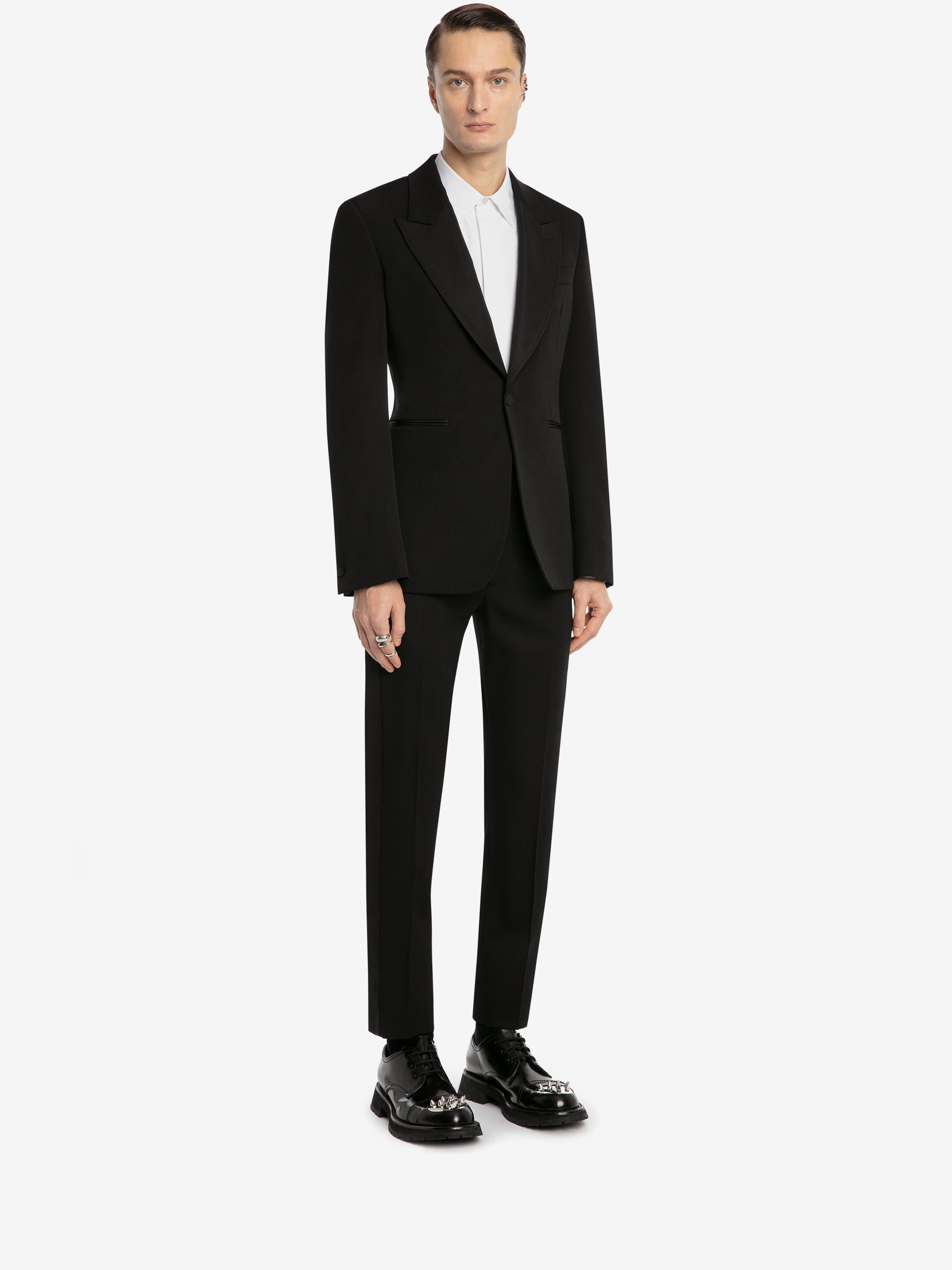 BLACK RTW - BLACK