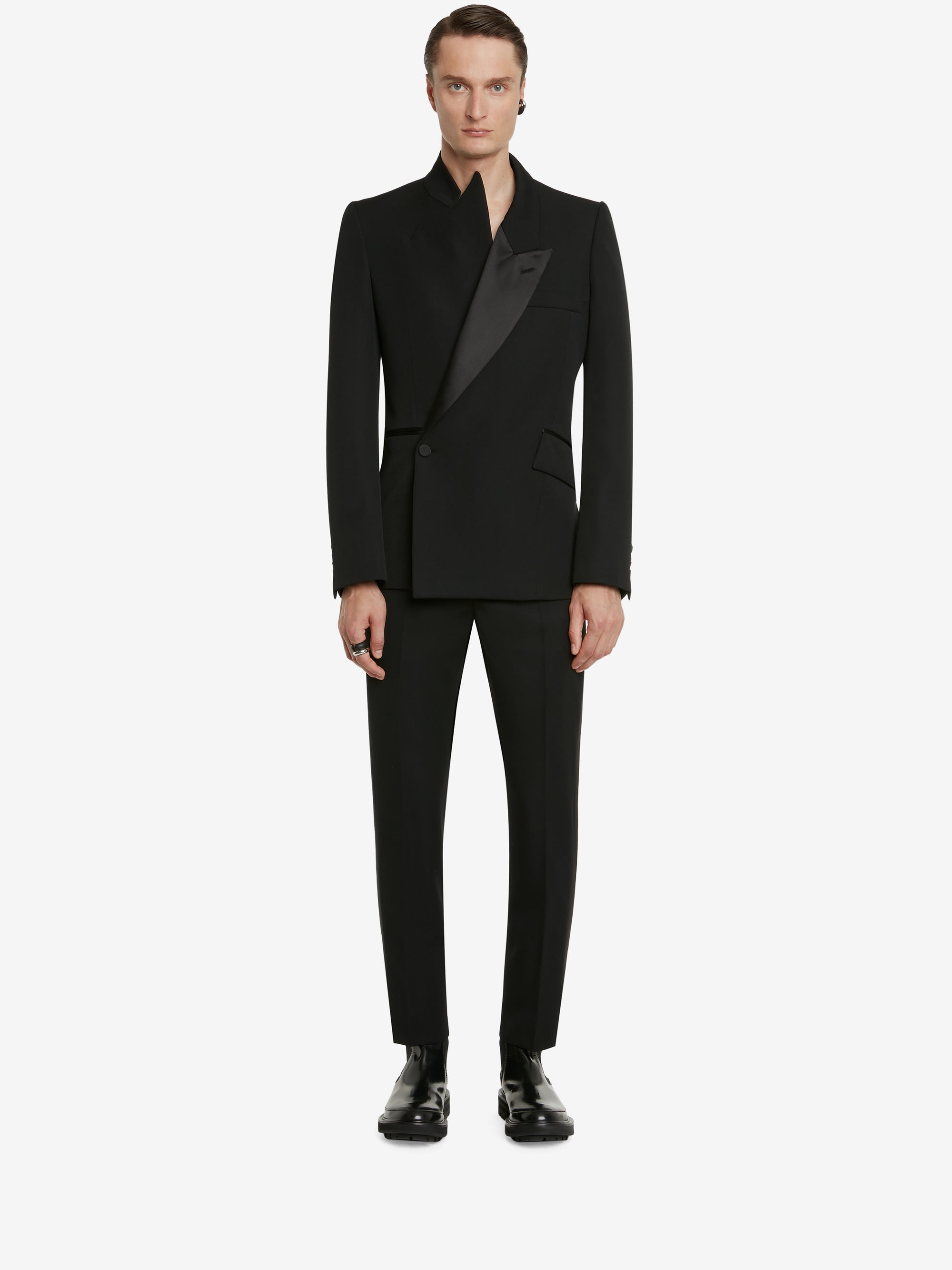 BLACK RTW - BLACK