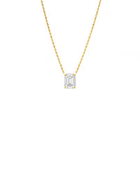 5qty NEW / Or jaune 18ct Pendentif en or jaune 18 carats sur chaîne // RECO : 588€