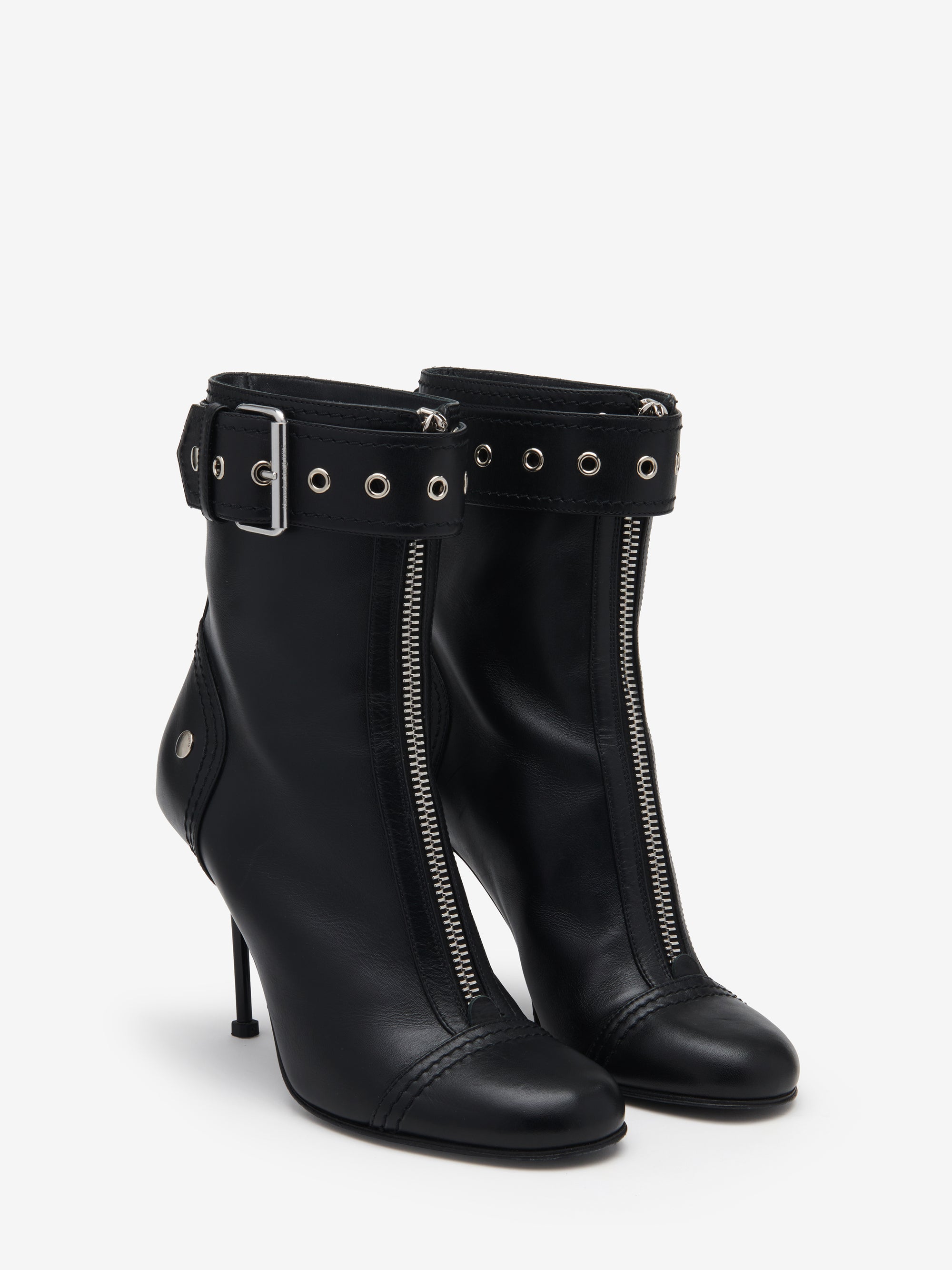BLACKSILVER Footwear - BLACKSILVER