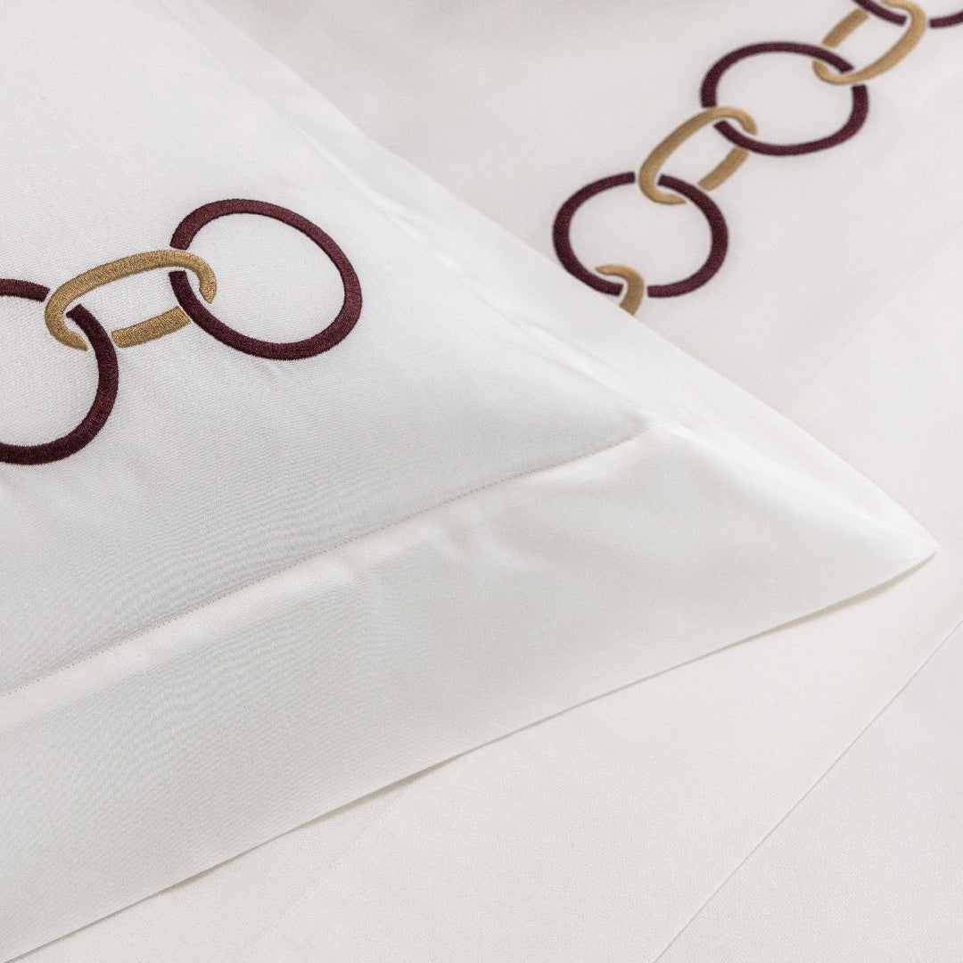 LINKS EMBROIDERY / TAIE D'OREILLER