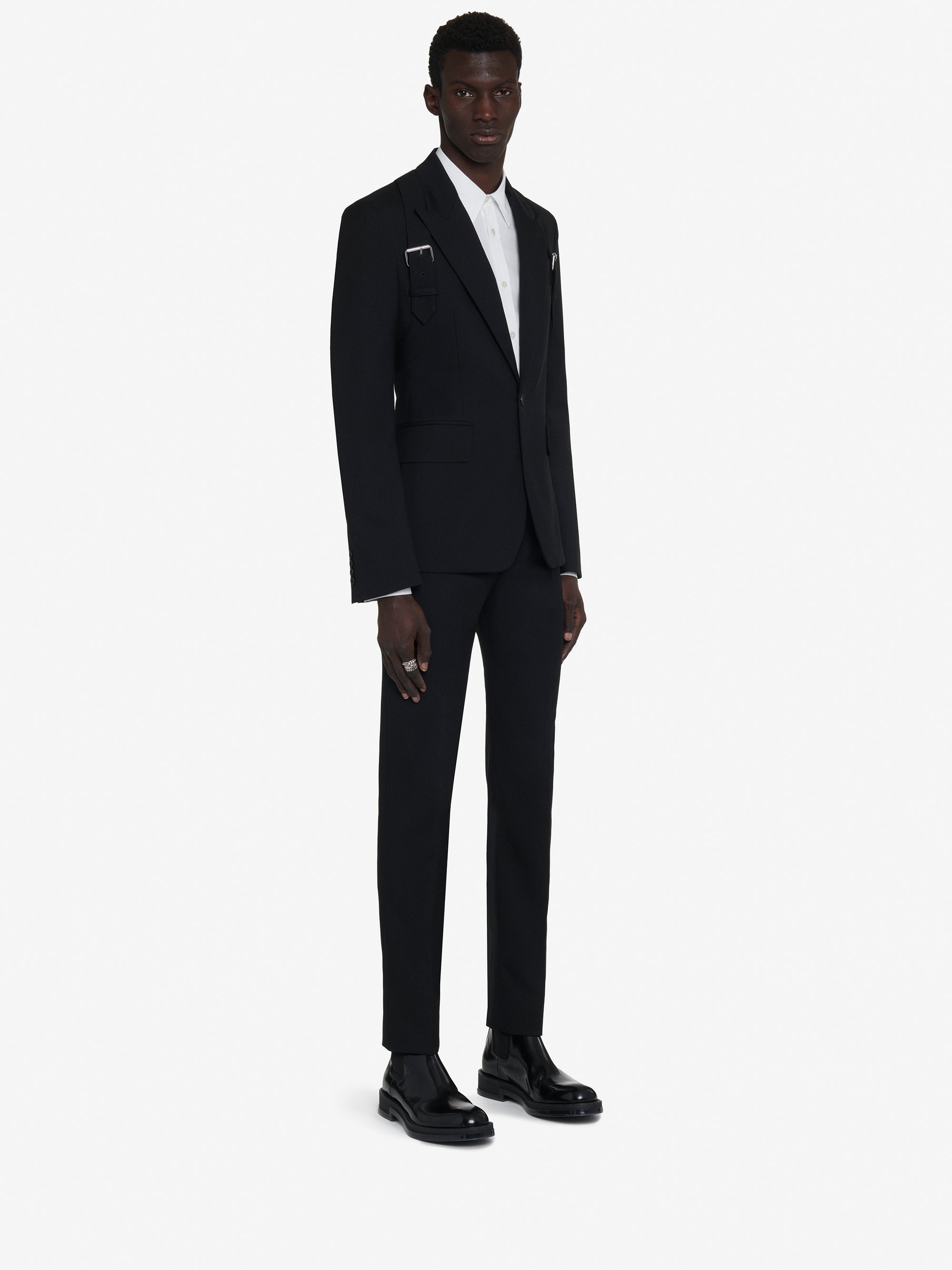 BLACK RTW - BLACK