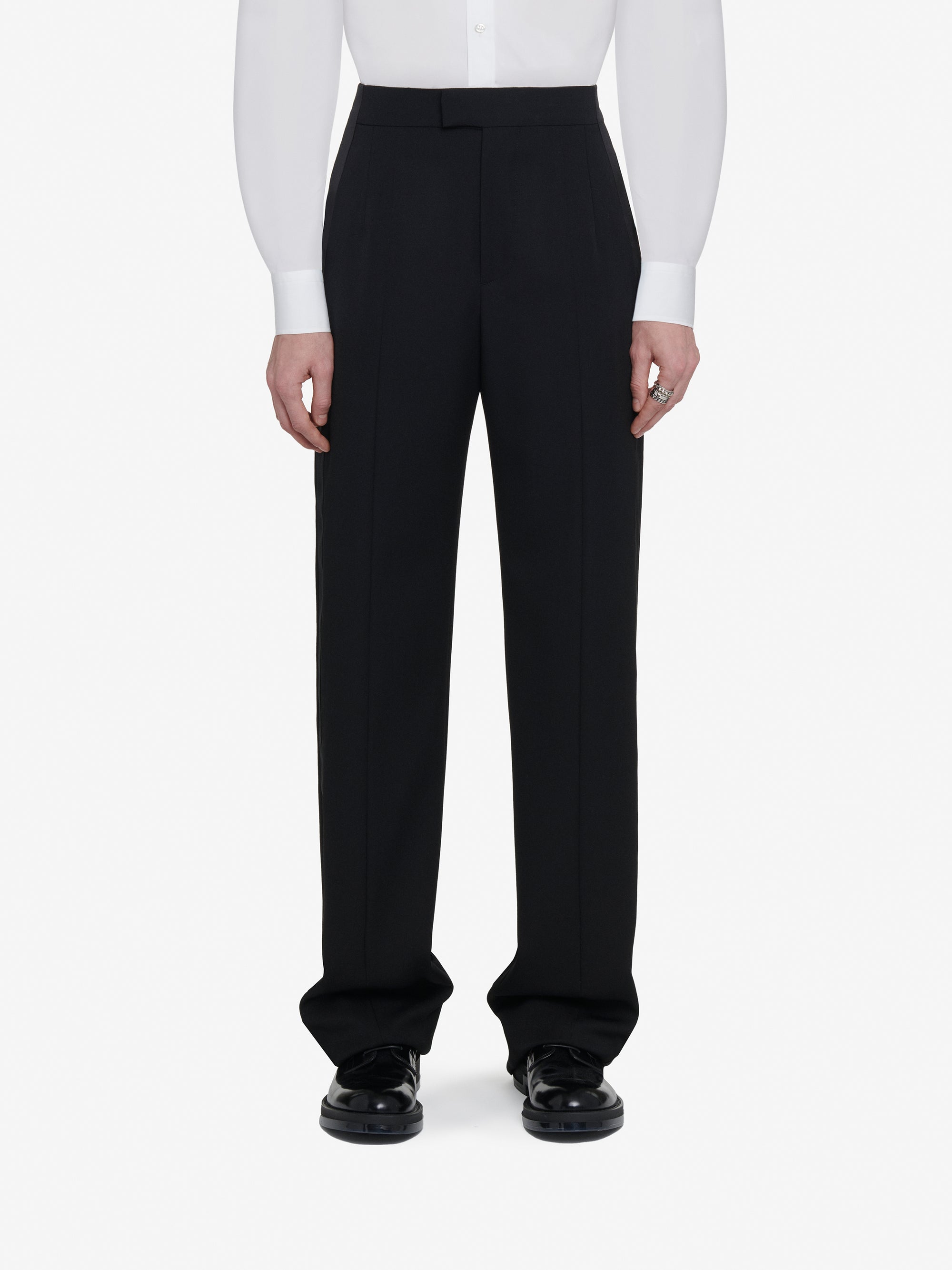 BLACK RTW - BLACK