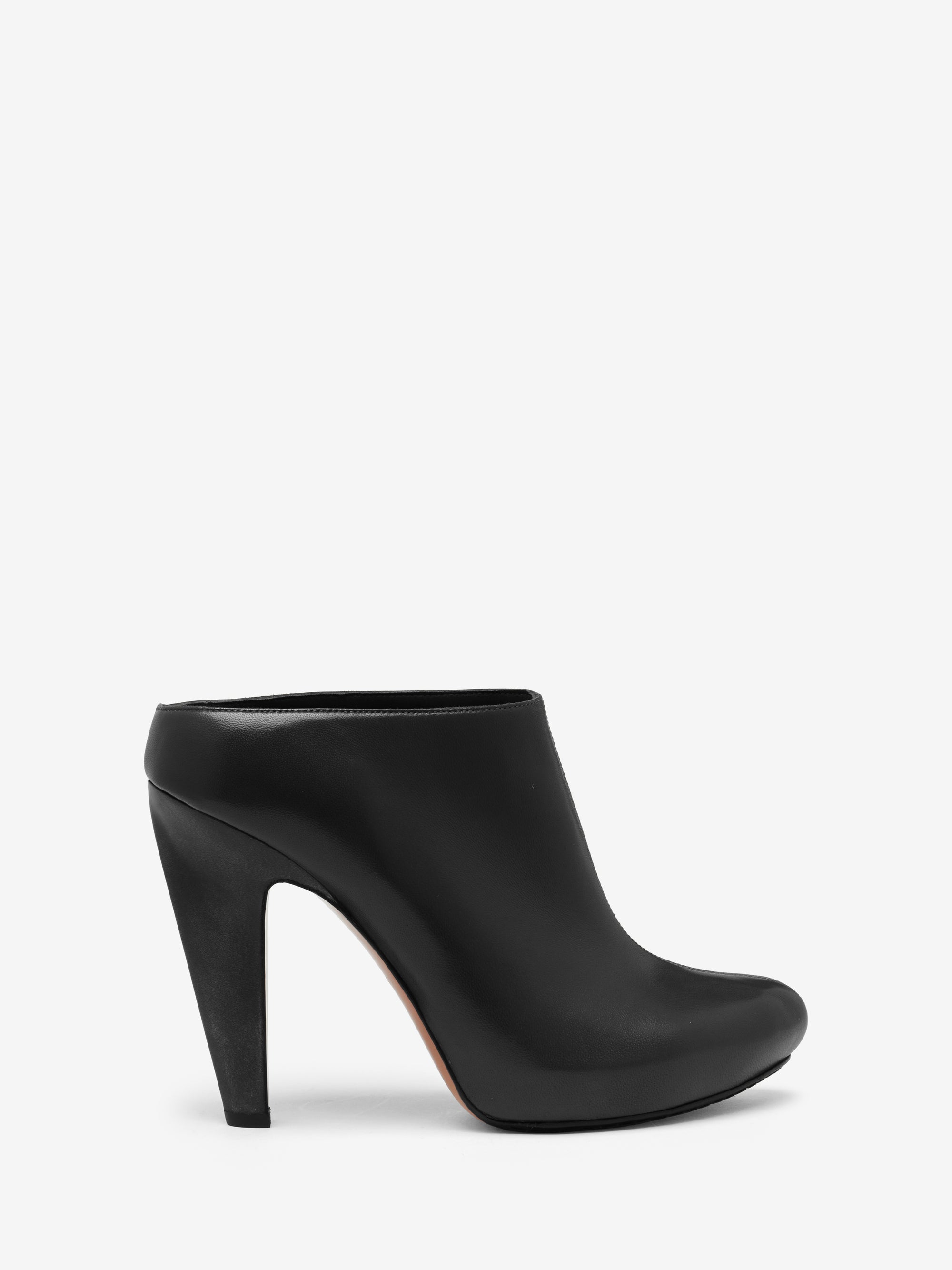 BLACK Footwear - BLACK
