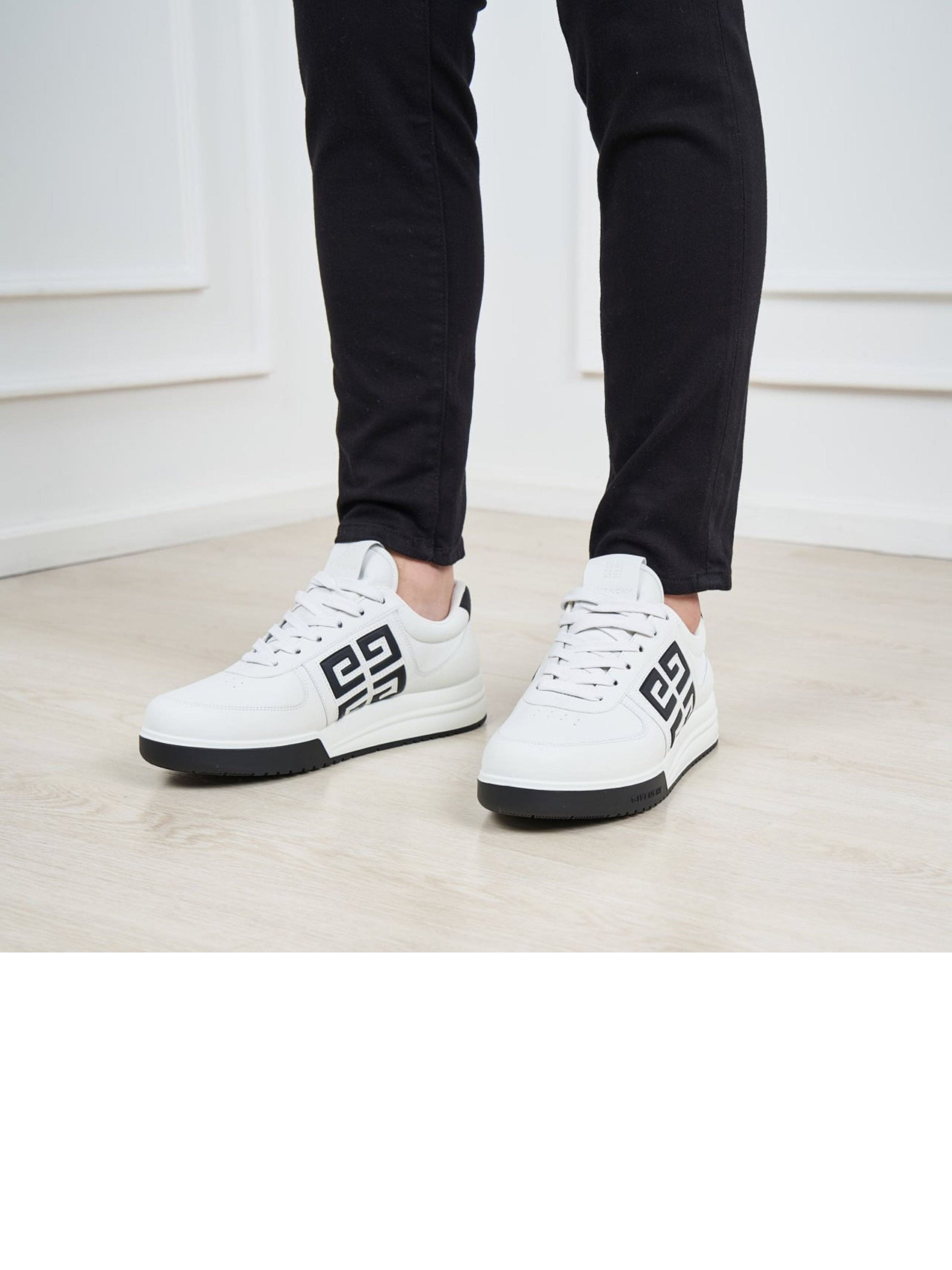 G4 LOW-TOP SNEAKERS