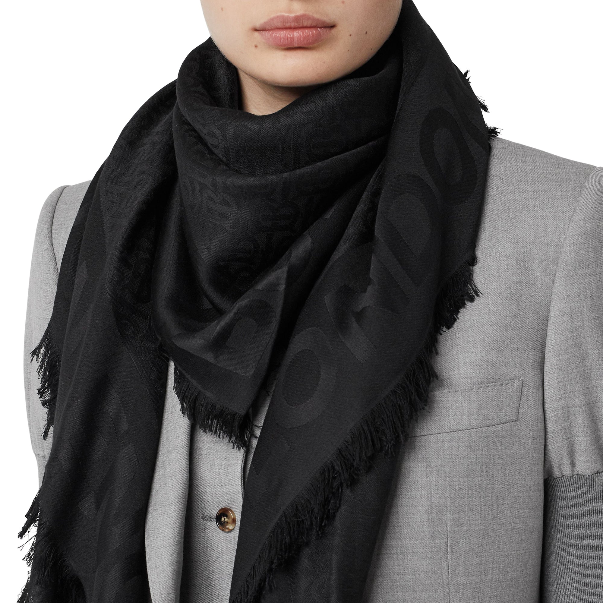 ZZNOSTOCK Grand carré en jacquard de soie et laine - Black