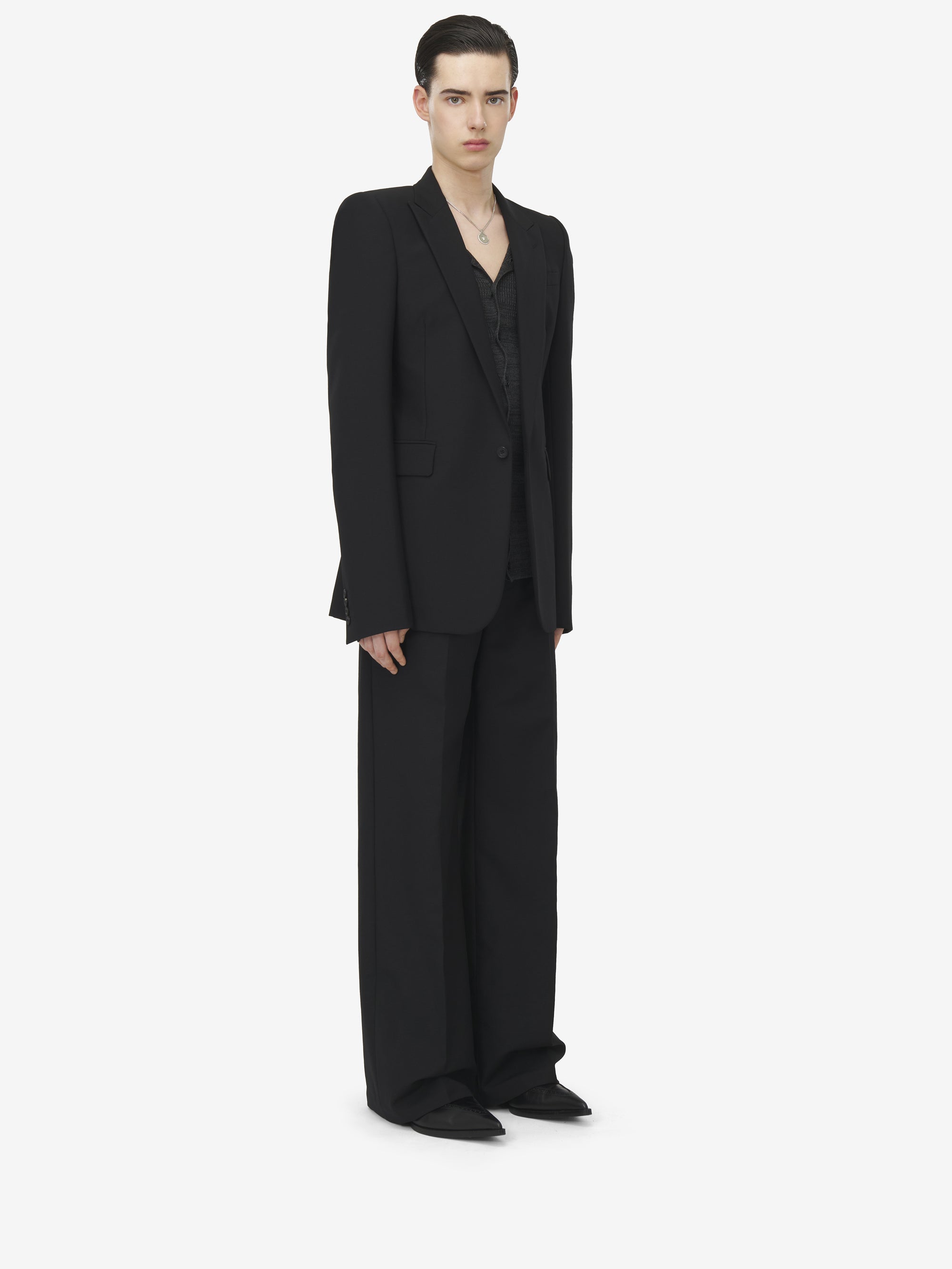BLACK RTW - BLACK