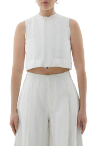 Short sleeveless jacket - White