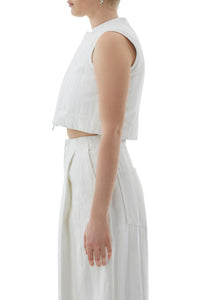 Short sleeveless jacket - White