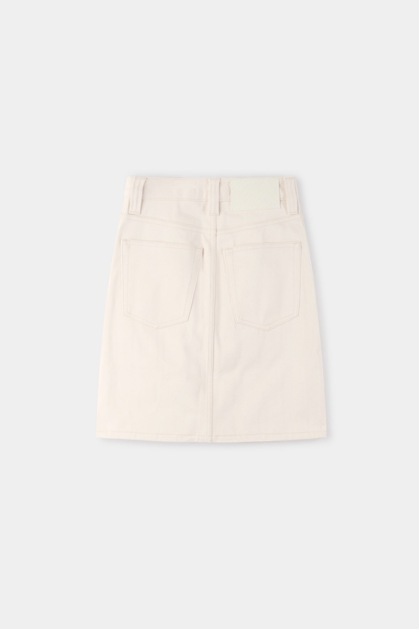 Short skirt with buttons - Ecru