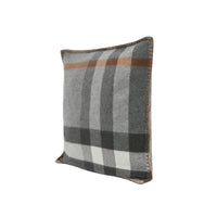 58 qty Coussin en cachemire à motif check - Grey