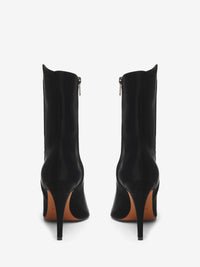 BLACK Footwear - BLACK