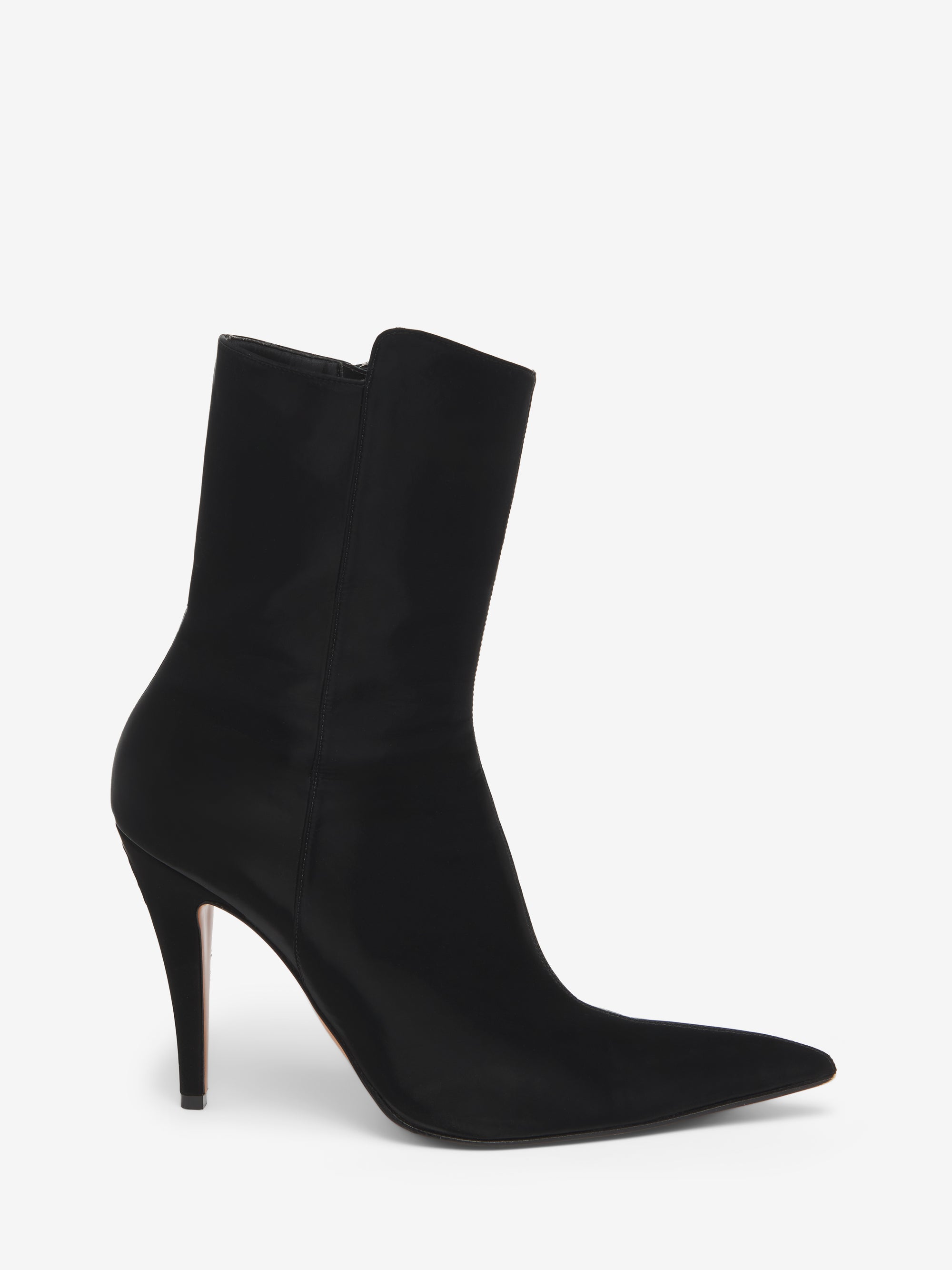 BLACK Footwear - BLACK