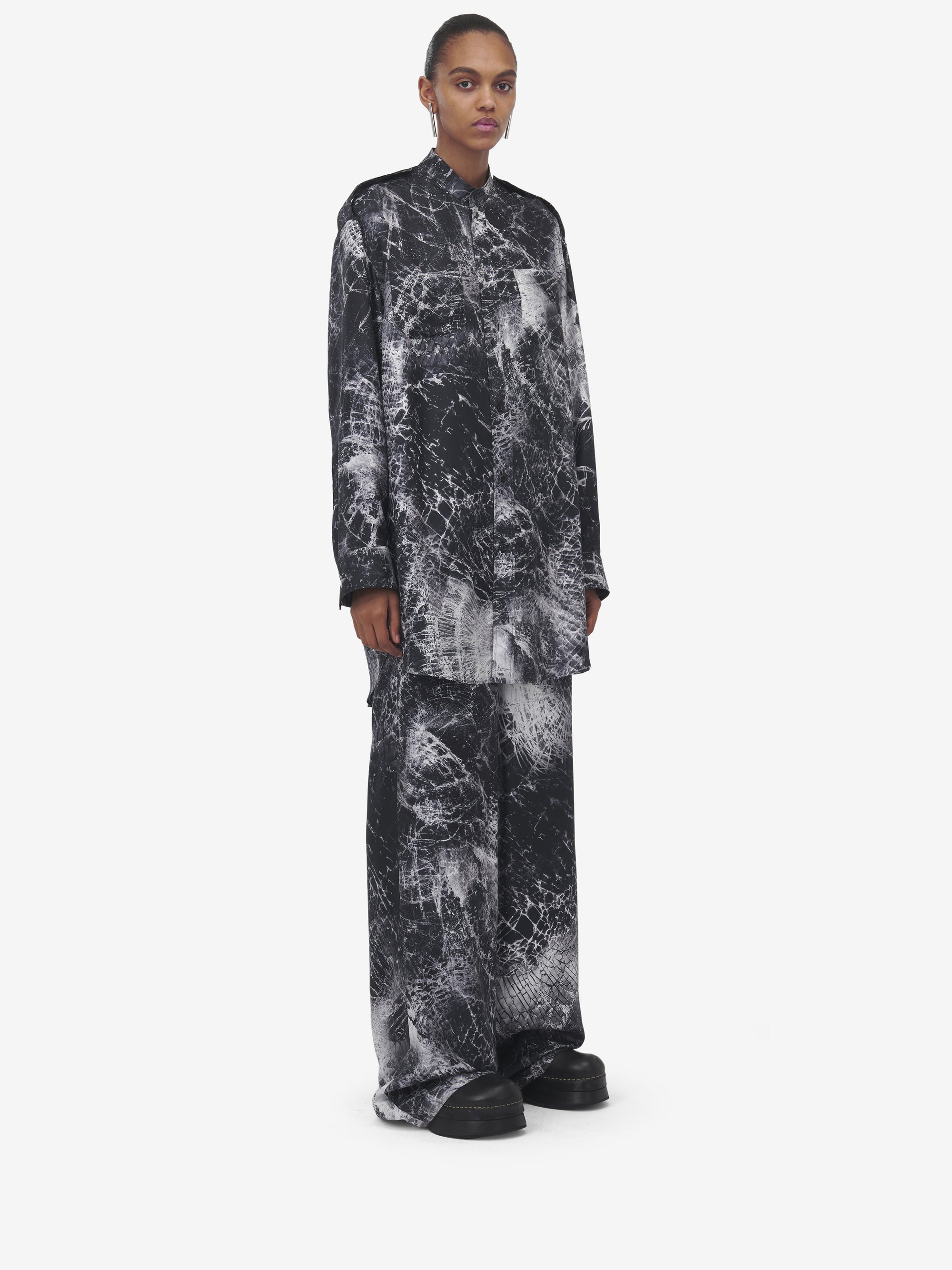 BLACK RTW - BLACK