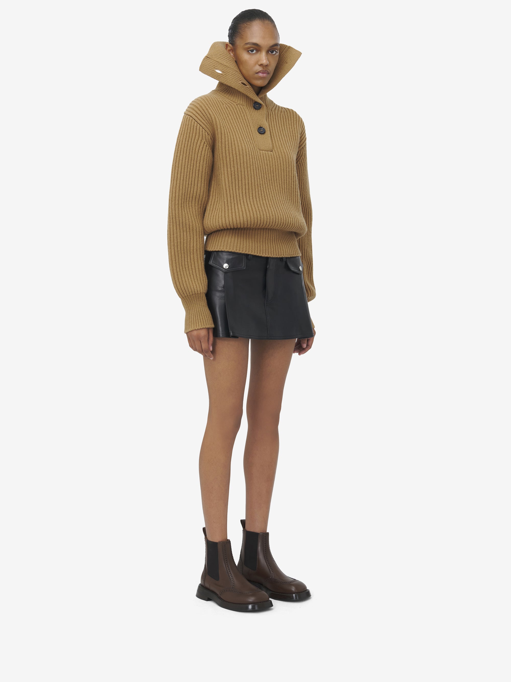 BLACK RTW - BLACK