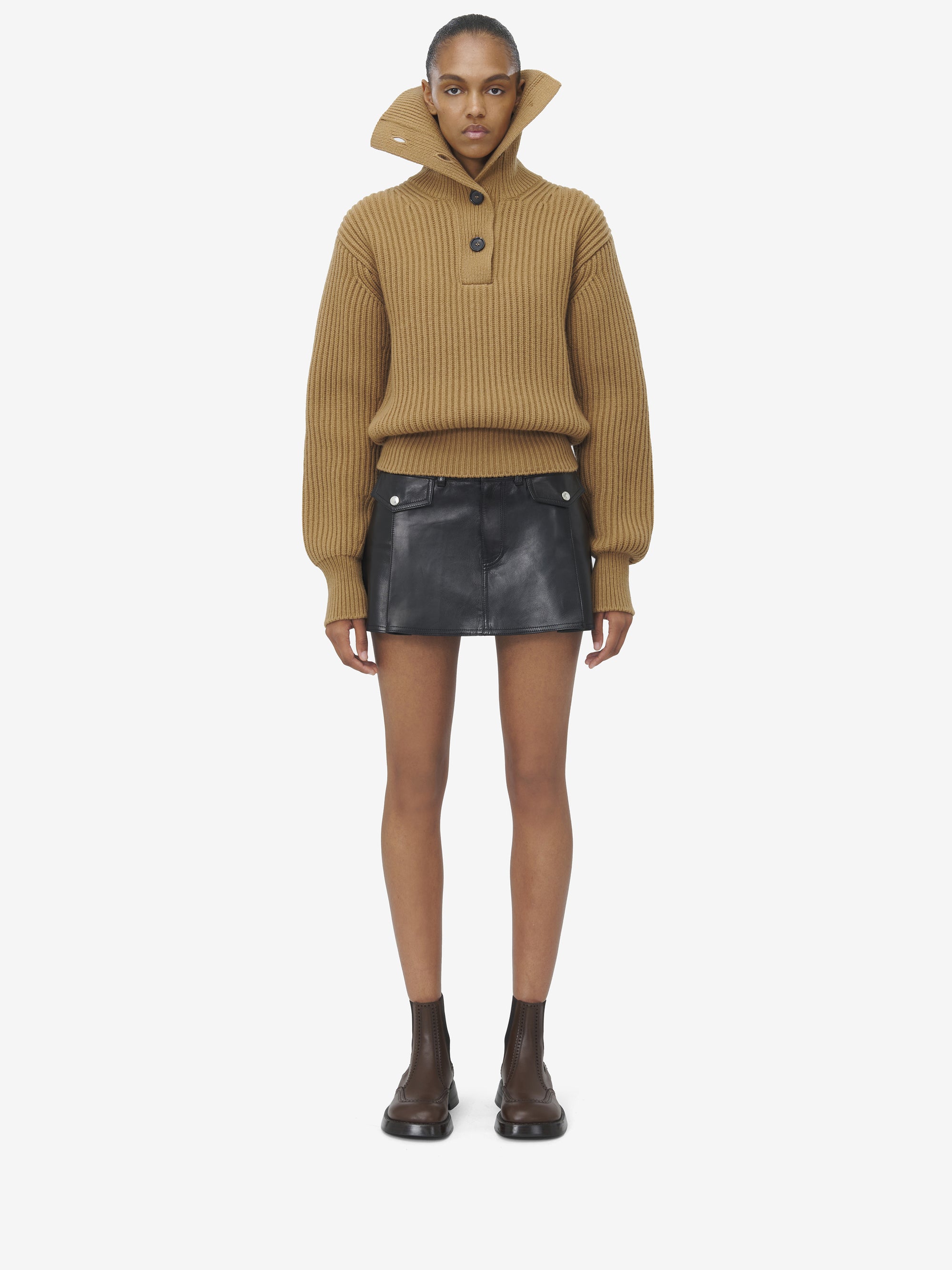 BLACK RTW - BLACK