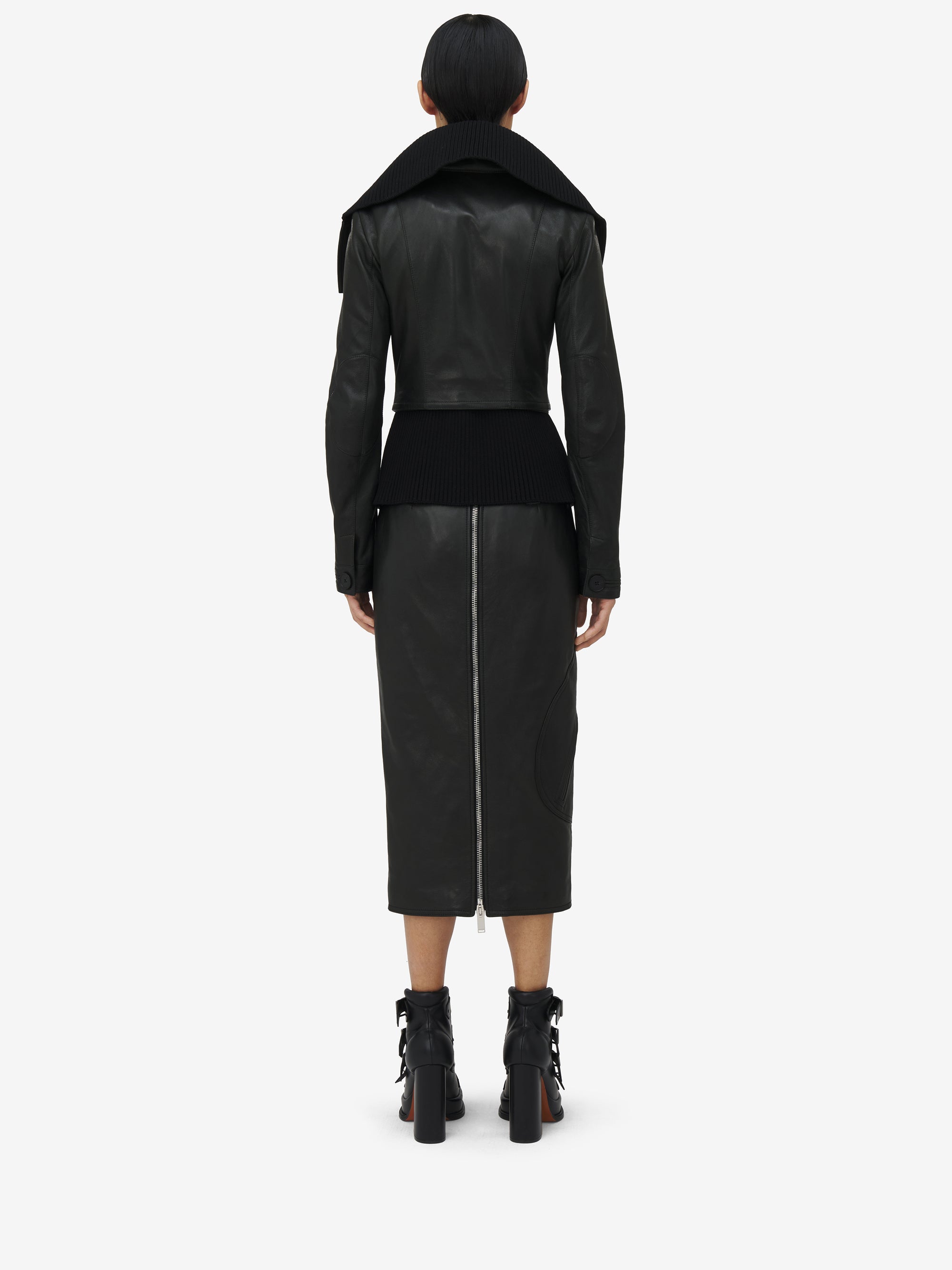 BLACK RTW - BLACK