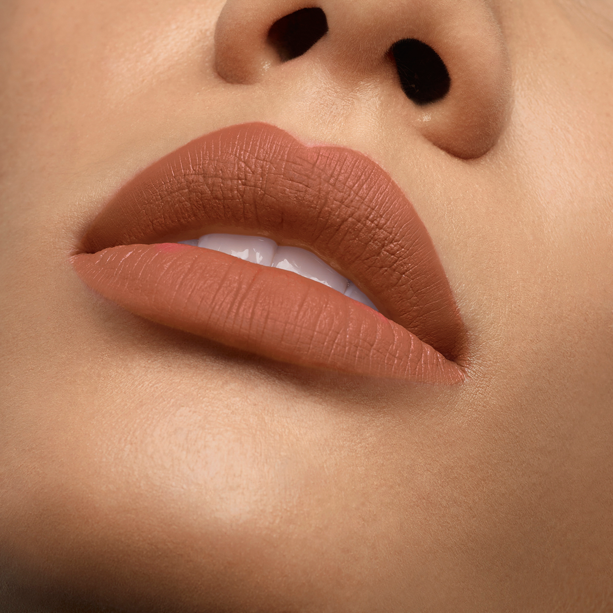 Rouge à lèvres Velvet Matte Beige Very Gil - Beige Very Gil 015M