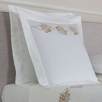LOTUS FLOWER EMBROIDERY / TAIE D'OREILLER