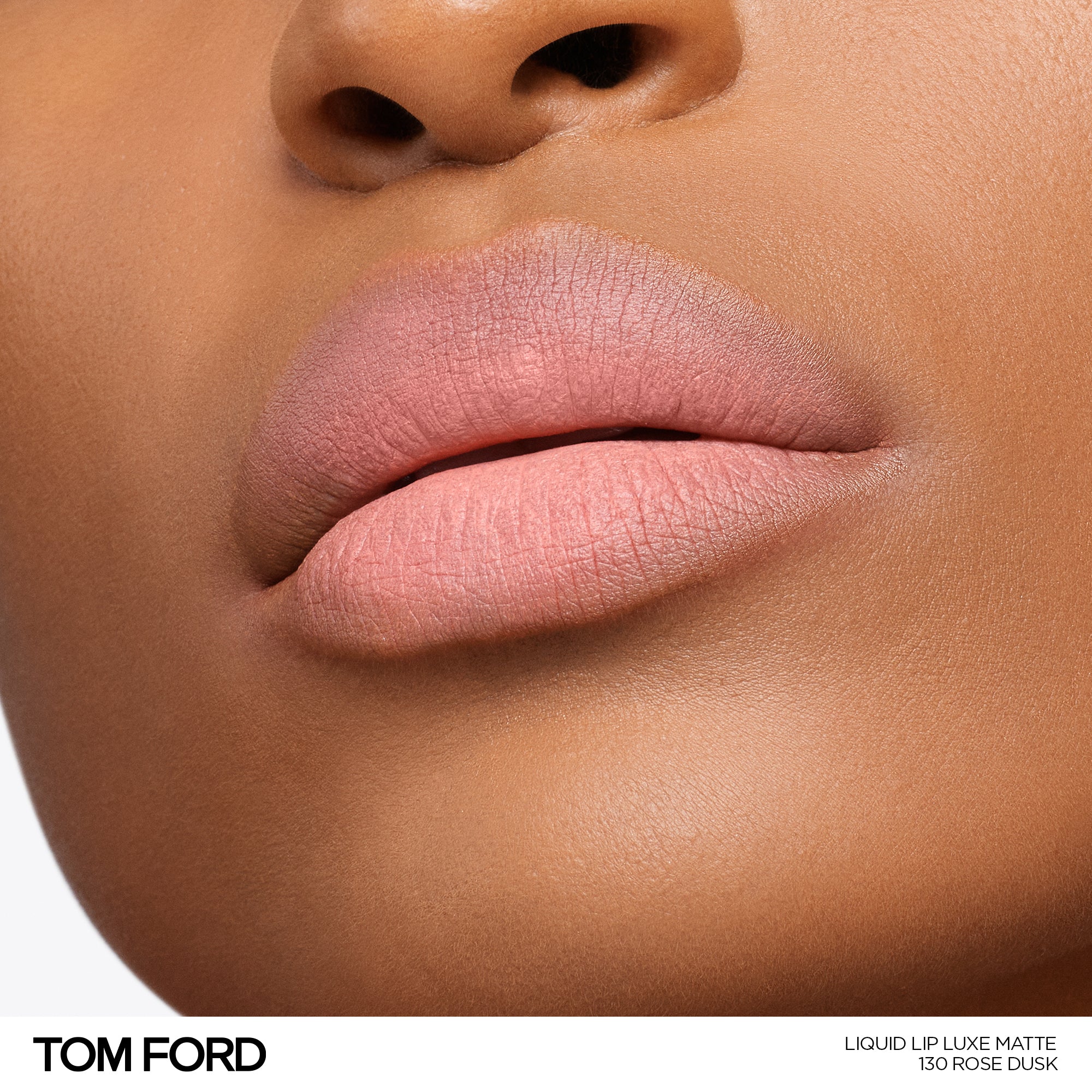 Laque à lèvres Luxe Matte Rose Dusk - 131. Rose Dusk (Rose Moyen Chaud)