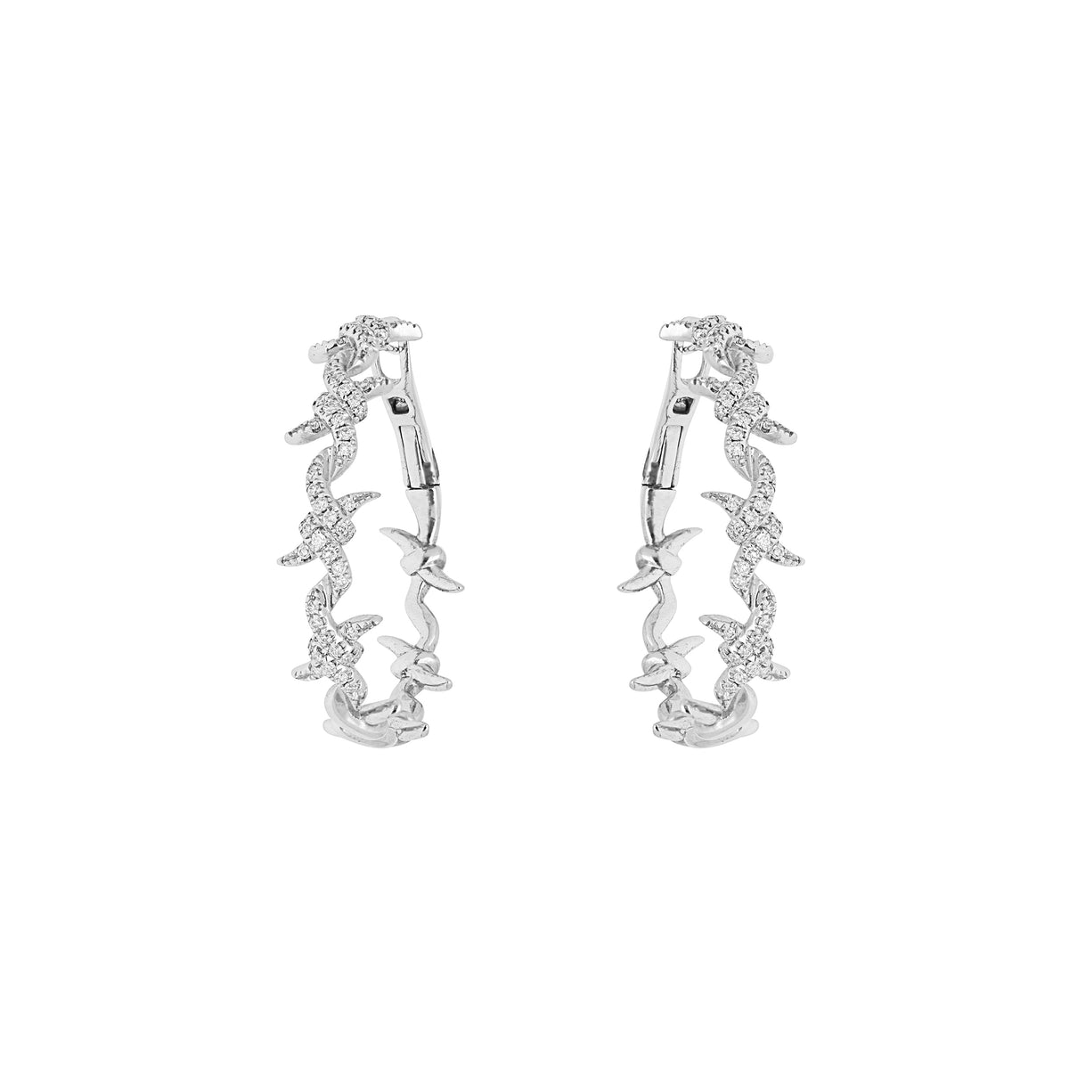 PrixTroca:1750€_VentesTroca:0_QtyTroca:1_ST:0%_Boucles d'oreilles Créoles Barbelé en Or blanc 18K serties de diamants - Blanc