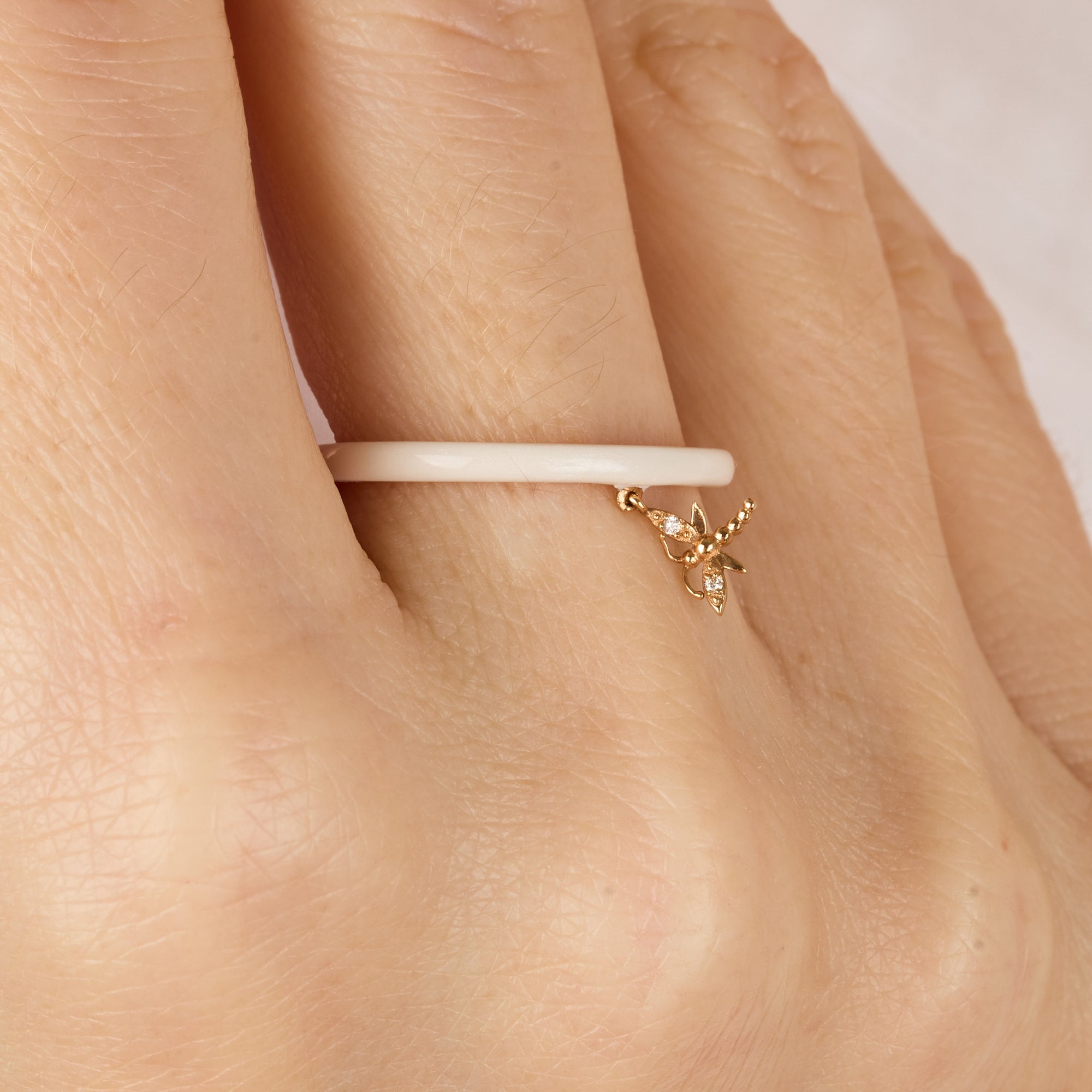 Blanche / Bague Libéllule en Or rose 14K sertie de diamant - Blanche